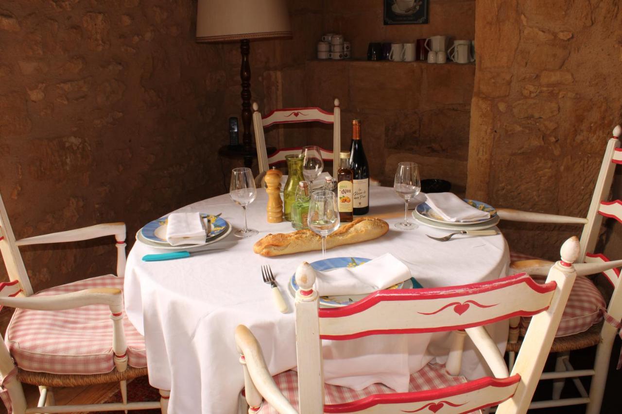 La Roseraie Hôtel Restaurant Montignac-Lascaux Exterior foto